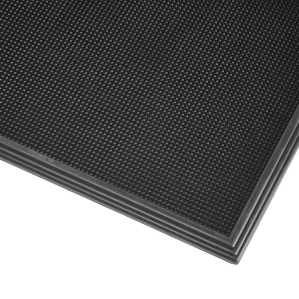 Sani-Trax® 346 Notrax Fertőtlenítő lábfürdő Fekete 61cm x 81cm